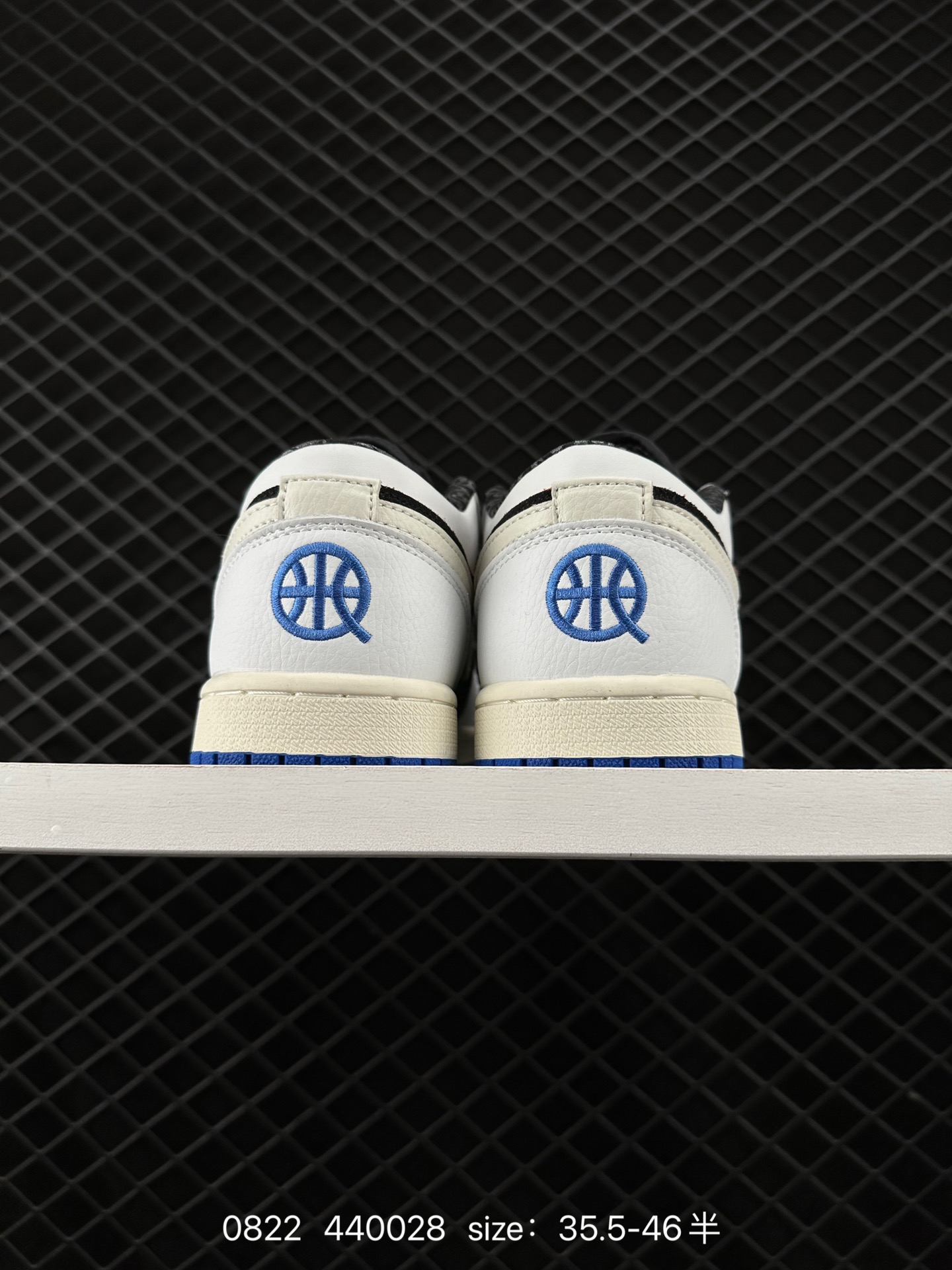 Air Jordan 1 Low AJ1